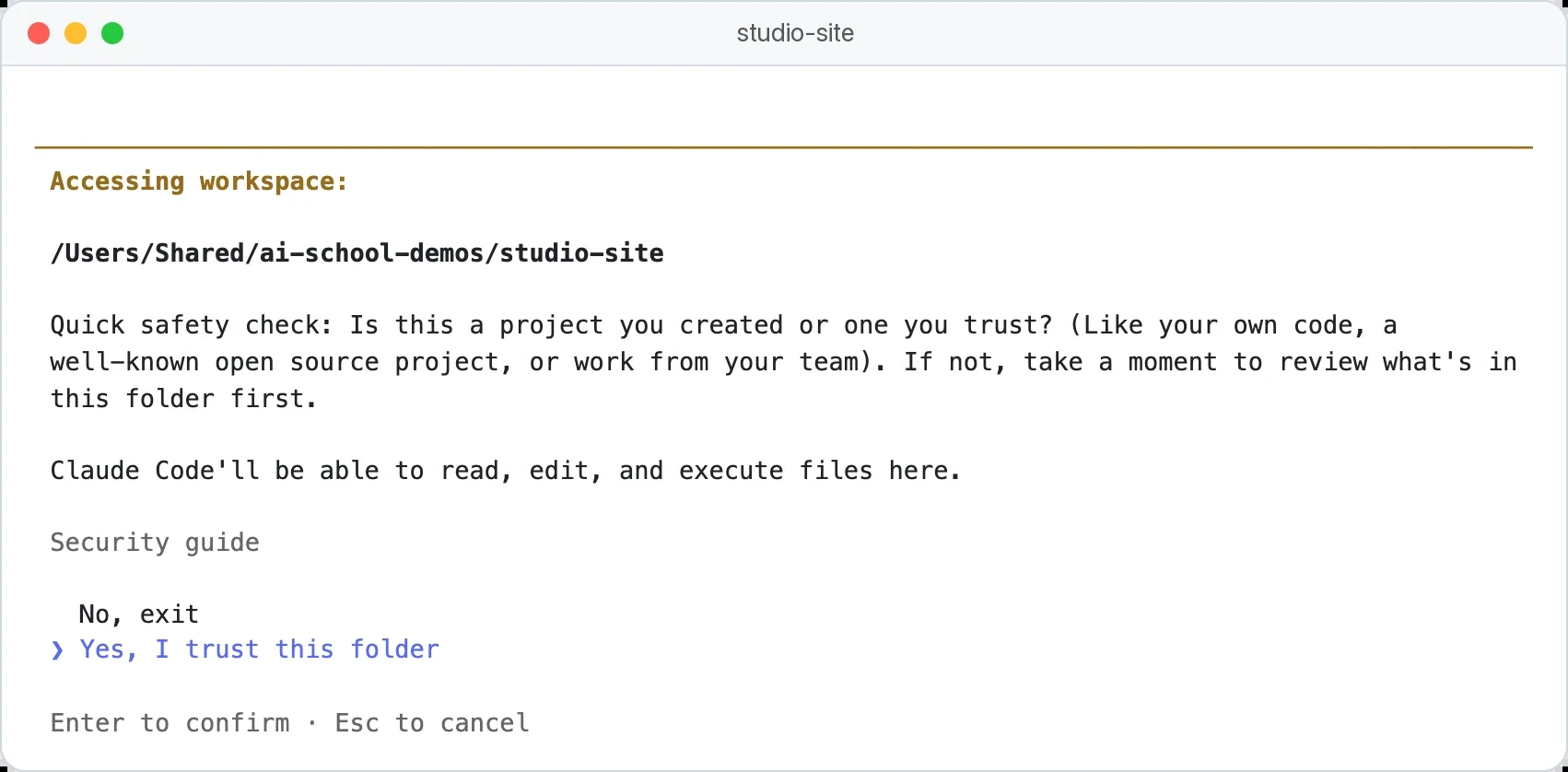 Claude Code pregunta si confías en la carpeta de un proyecto web antes de poder leer, editar y ejecutar archivos en ella