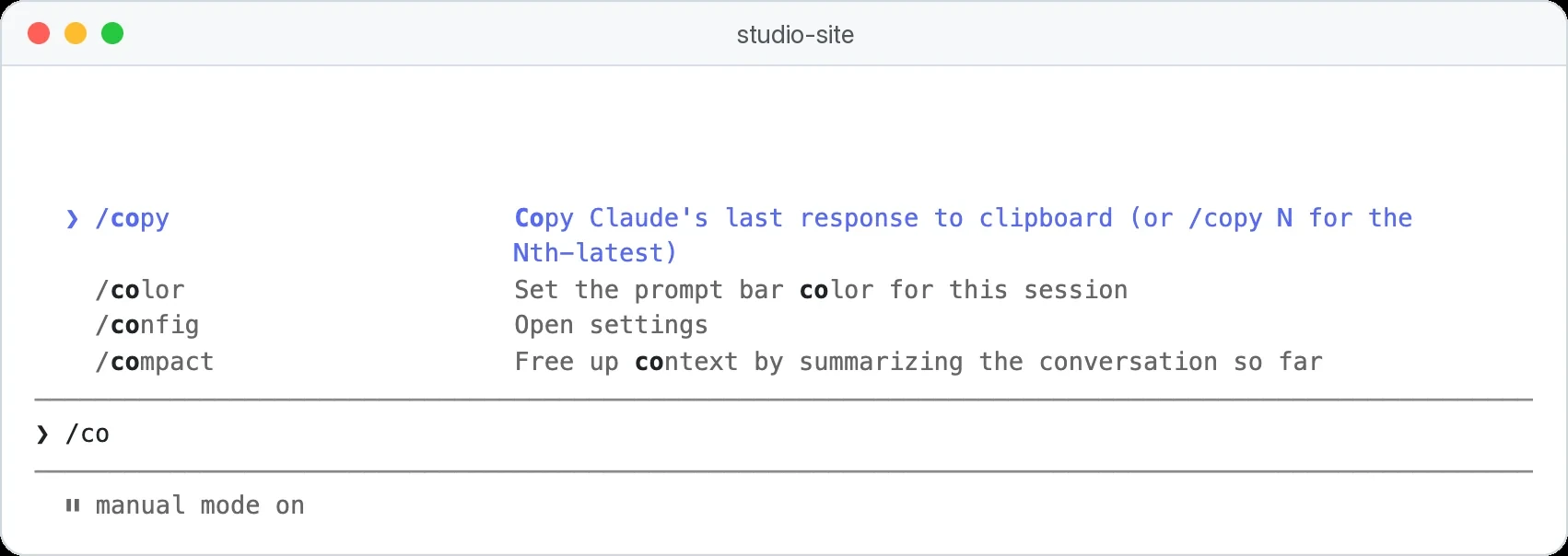 Menu des commandes slash Claude Code filtré en tapant /co, avec /copy, /color, /config et /compact et leurs descriptions