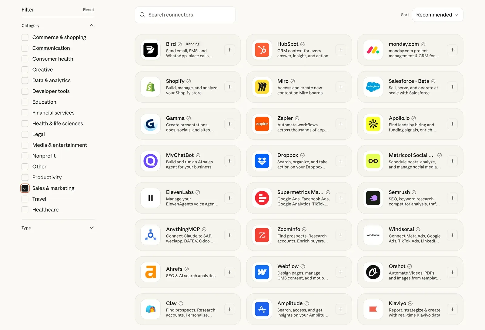 Directorio de conectores de Claude filtrado por Sales and marketing, las herramientas que puedes conectar al usar Claude Code para marketing, incluidos HubSpot, Semrush, Ahrefs y Klaviyo