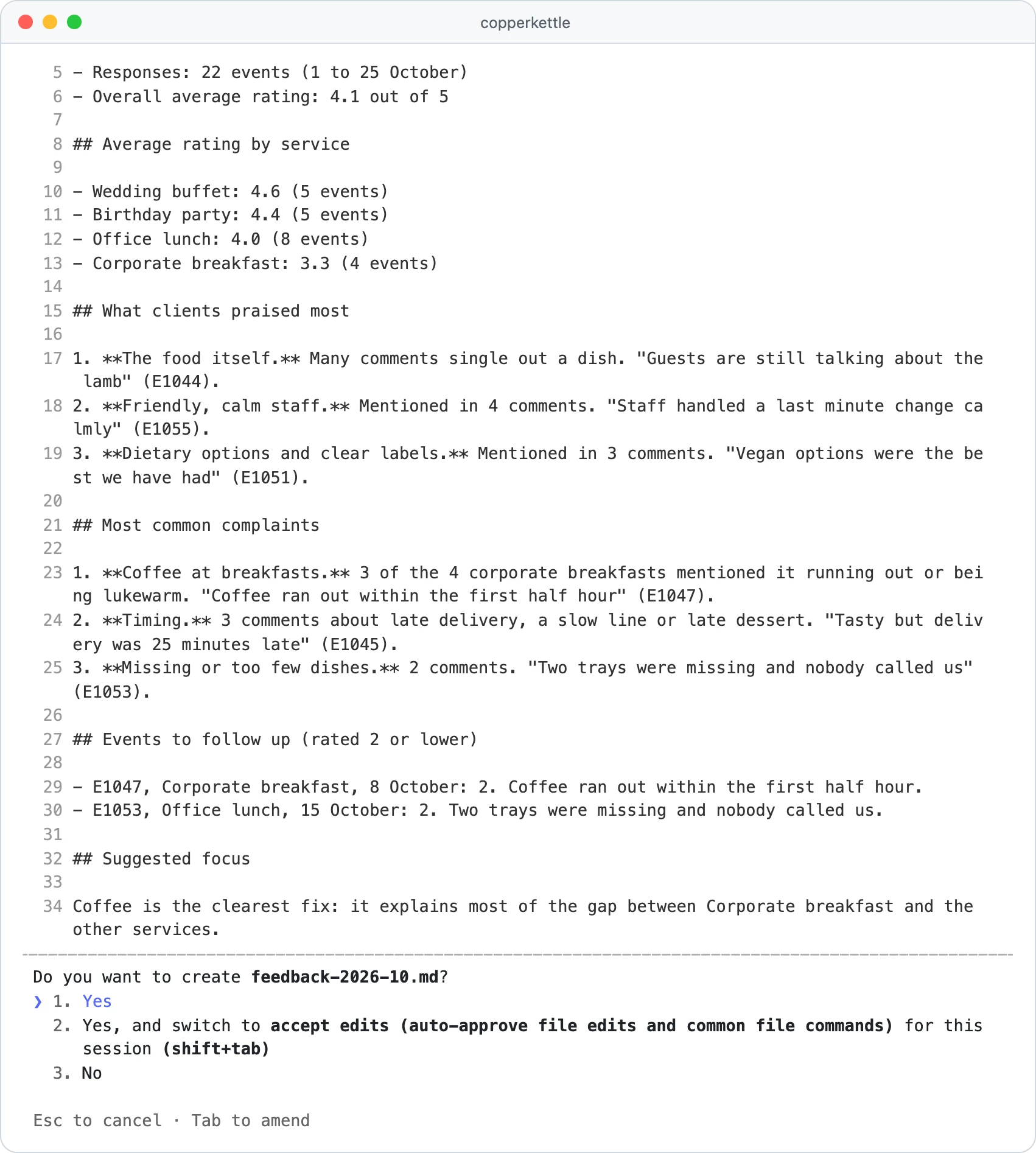 Claude Code sans coder en mode Manual : le rapport mensuel des avis clients affiché en entier pour relecture avec la question Do you want to create feedback-2026-10.md